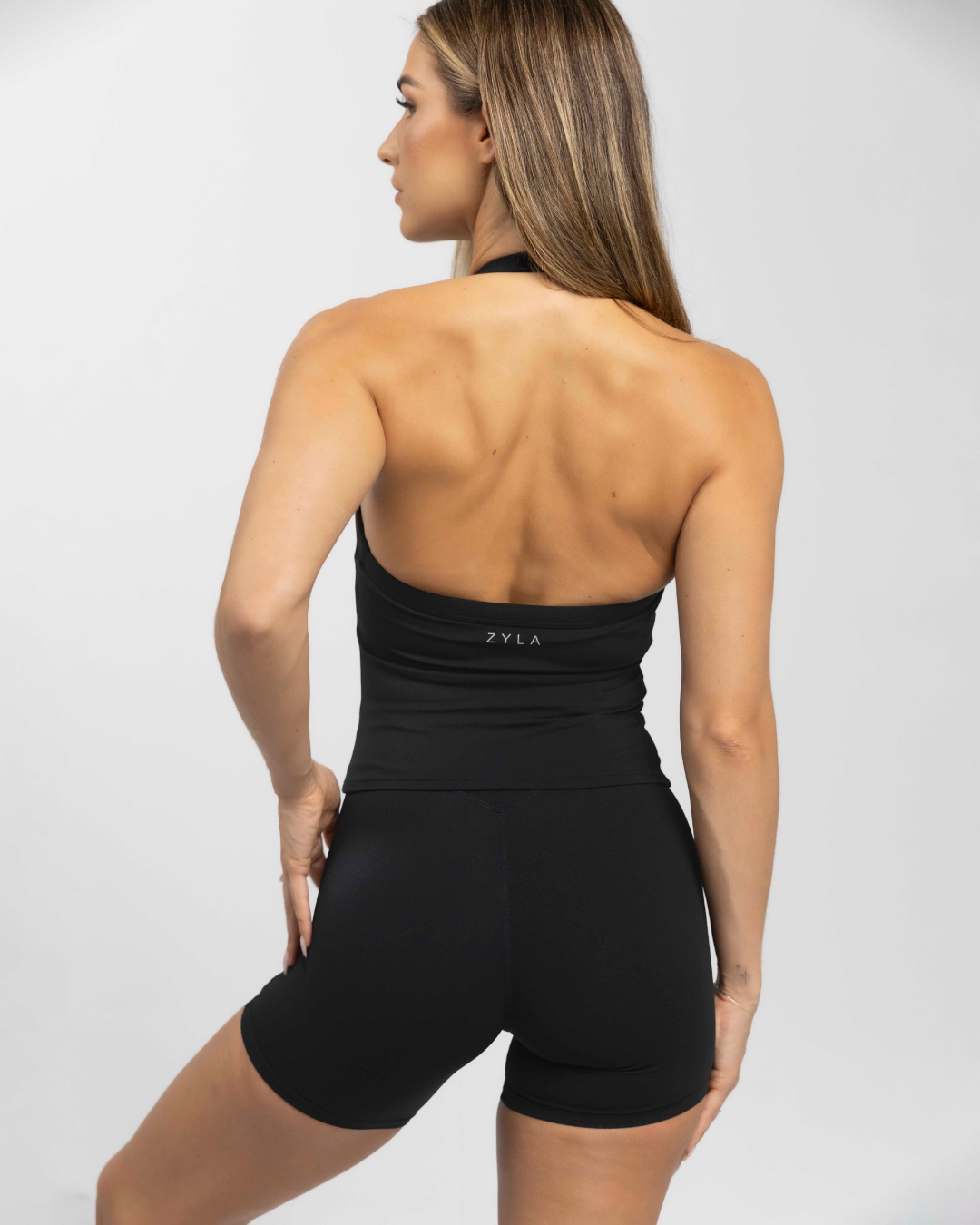 Butter Sculpt Halter Singlet