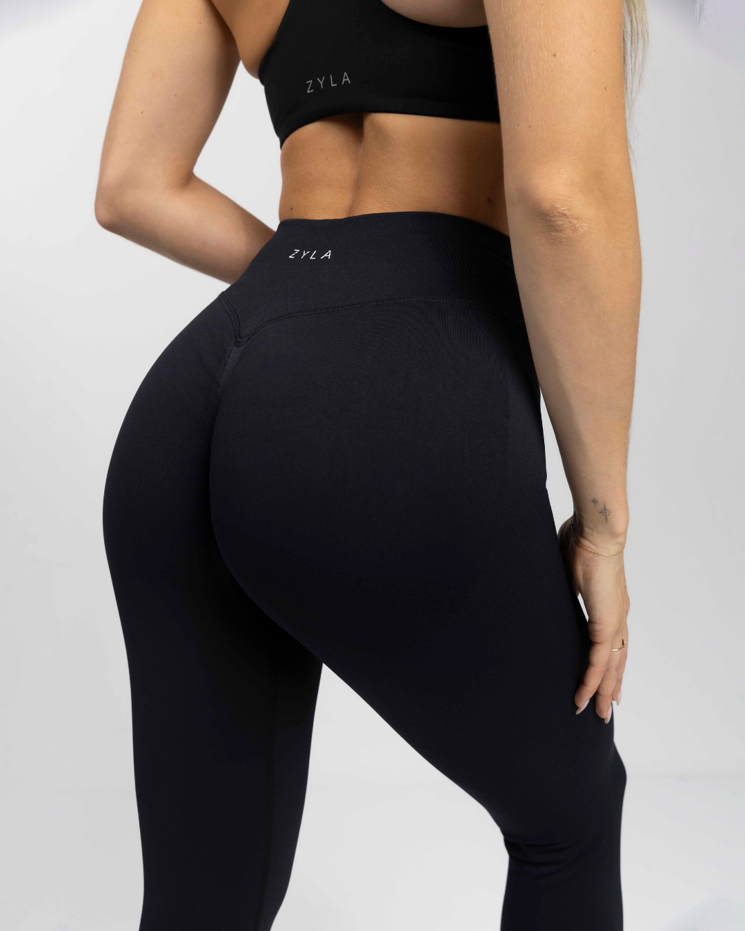 Contour Leggings
